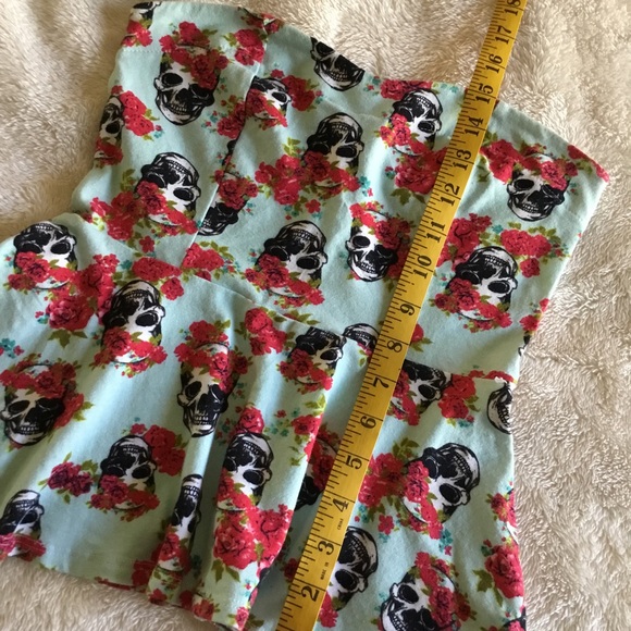 Kirra PacSun Skulls and Roses Peplum Strapless Corset Top  Tube Top - Picture 12 of 15